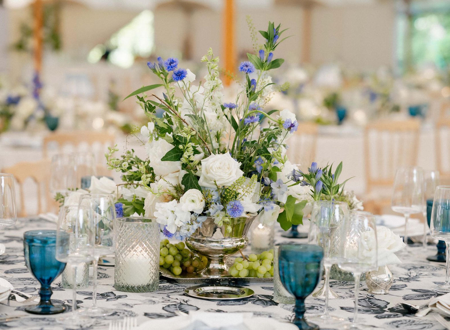 Floral centerpiece detail