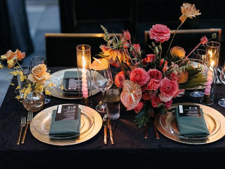 Intimate place setting