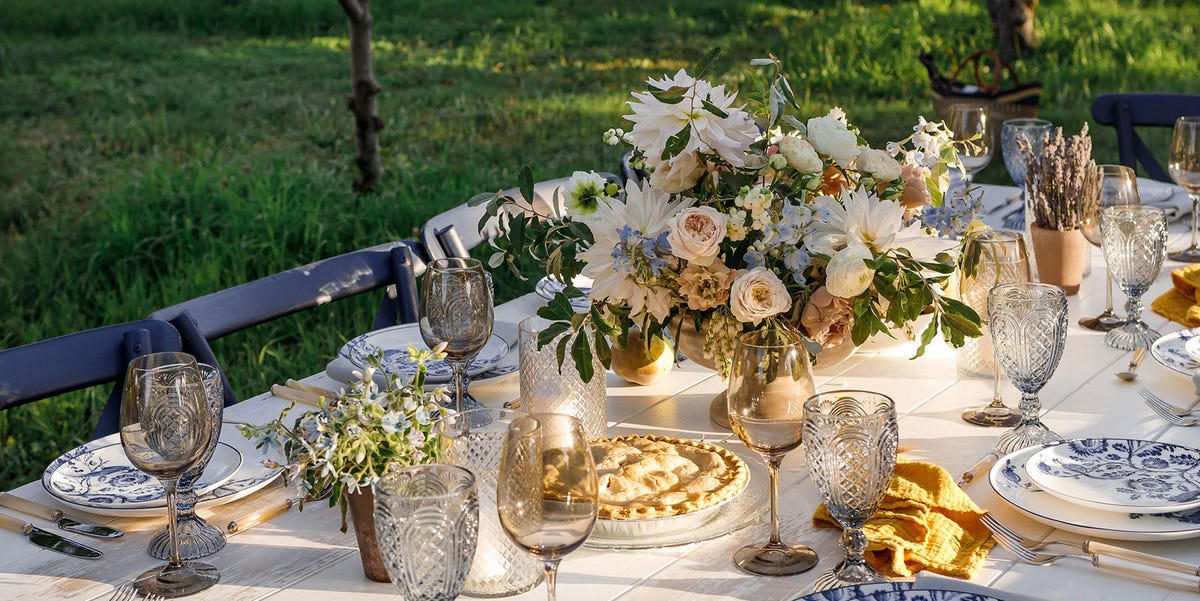 Orchard table setting